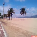 Apartamento Frente Mar Gonzaga Santos 3
